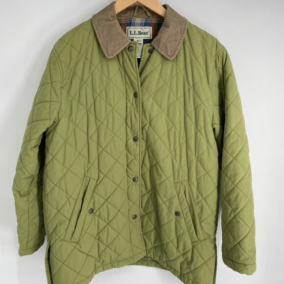 L.L. Bean Jacket Women’s Medium Green Quilted Outdoor Barn Chore Fall Winter - Picture 1 of 10